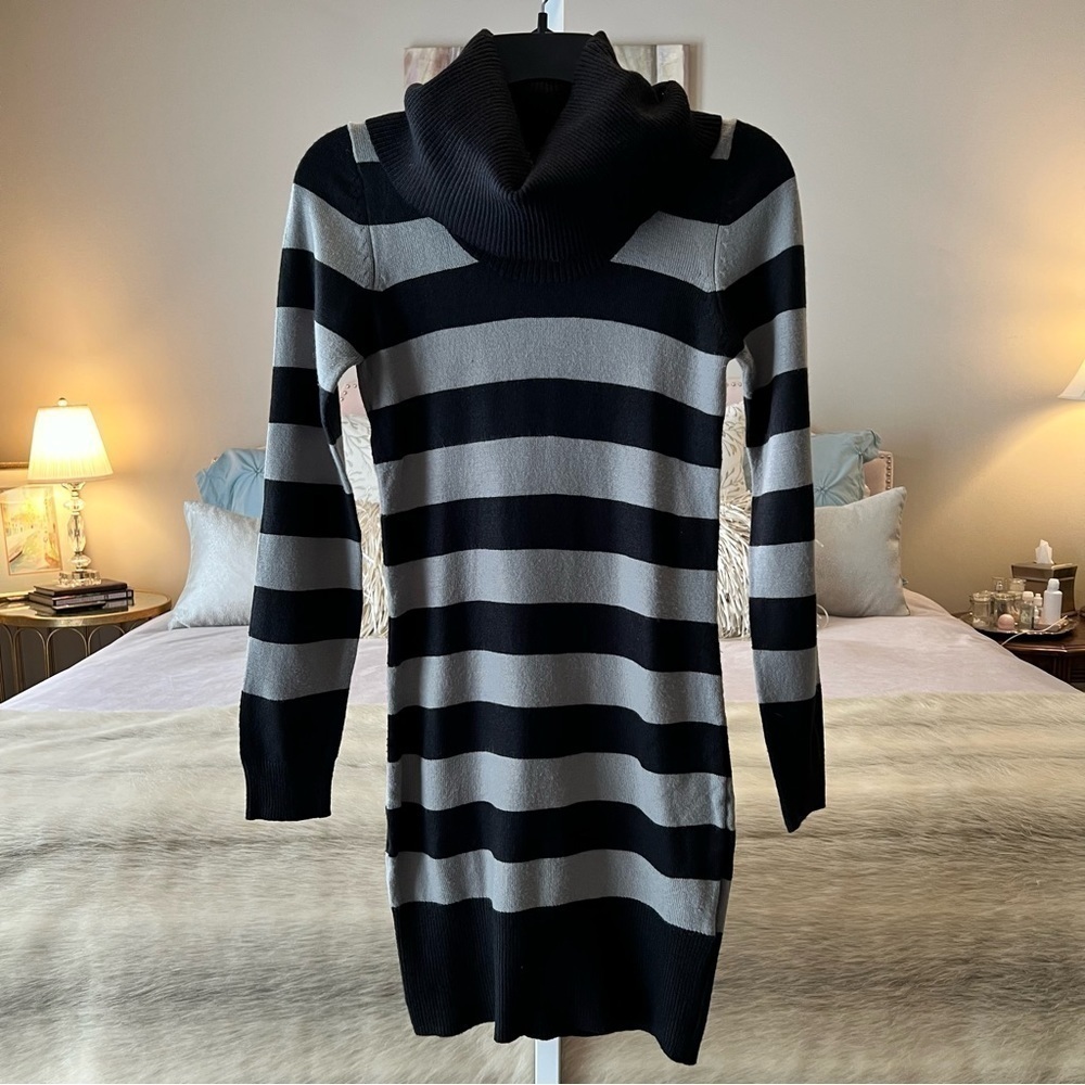 PLANET GOLD Black Gray S Striped Long Sleeve Turtleneck Sweater Dress Y2K Warm - Picture 1 of 12